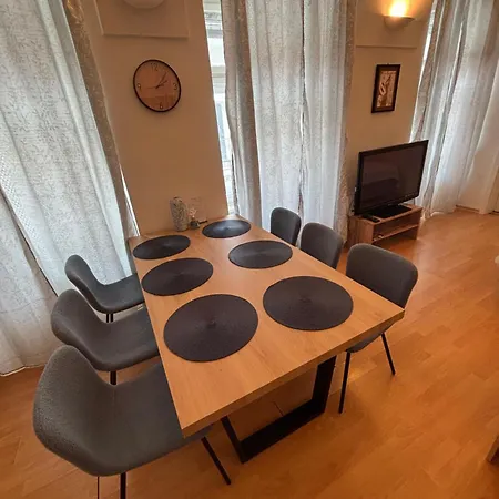 Dh Duomo V Big Party 12 People *